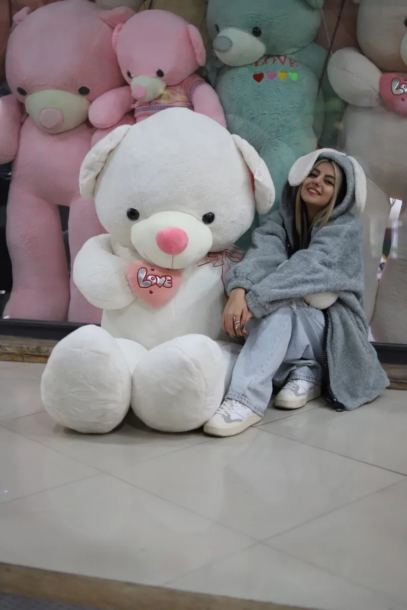 خرس سفید دو متری با طرح قلب در فروشگاه تدی شاپ