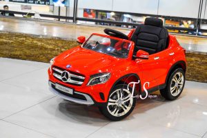 ماشین شارژی مدل مرسدس بنز GLA رنگ قرمز