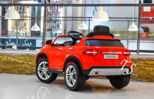 ماشین شارژی مدل مرسدس بنز GLA رنگ قرمز