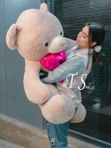 خرس کرم نسکافه ای پاپیون چرمی 180 سانتی